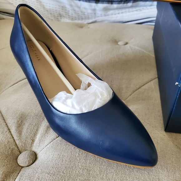 Cole Haan Quincy 45 mm pump 9.5 7.5 marine blue - Picture 3 of 10